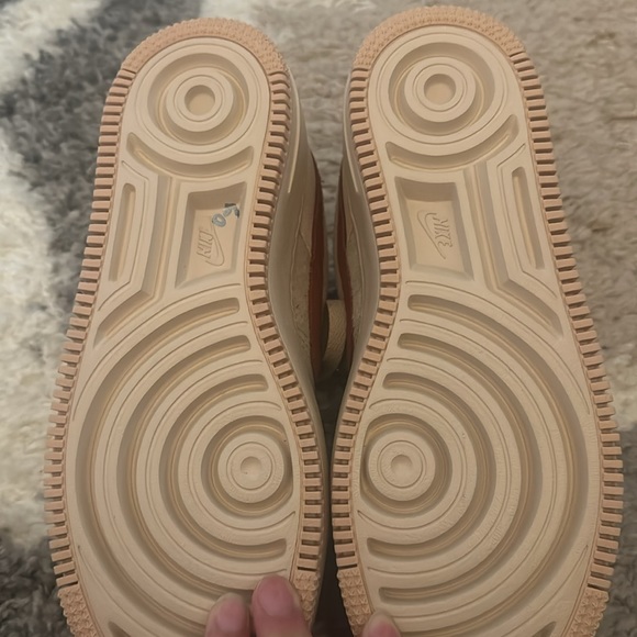 NWOT -NO BOX Women’s Air Force 1 Size 7.5 - Picture 4 of 5